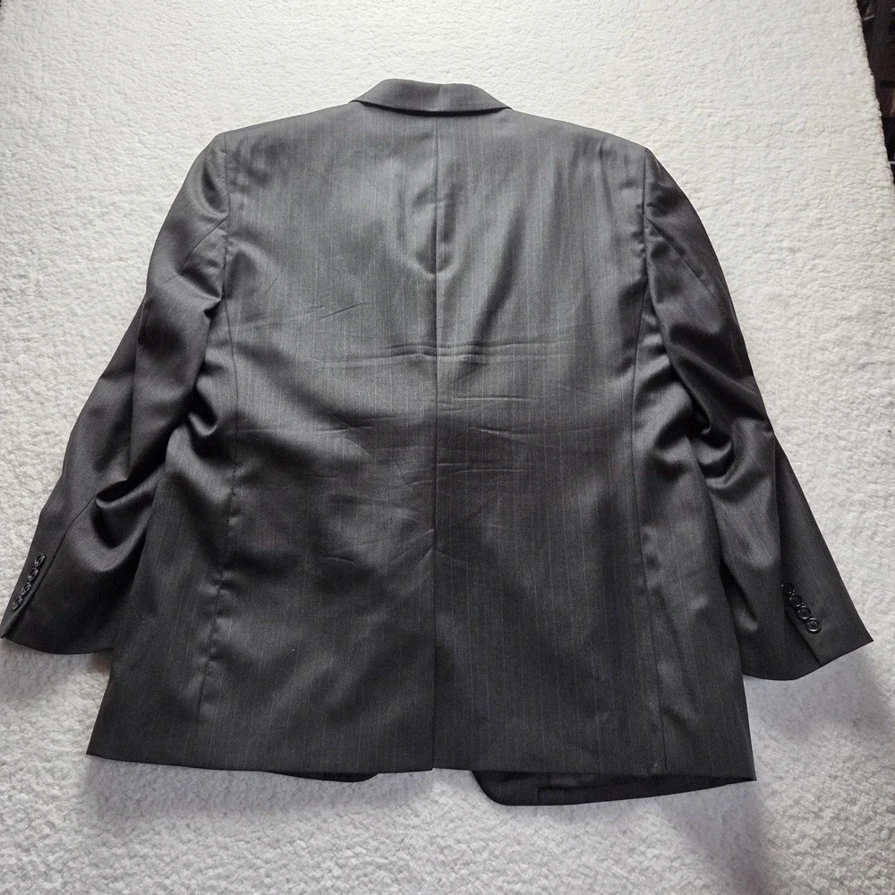 Jos A Bank Suit Mens 48 41x29 Gray Pinstripe 100% Wool 2 Piece Notch Lapel